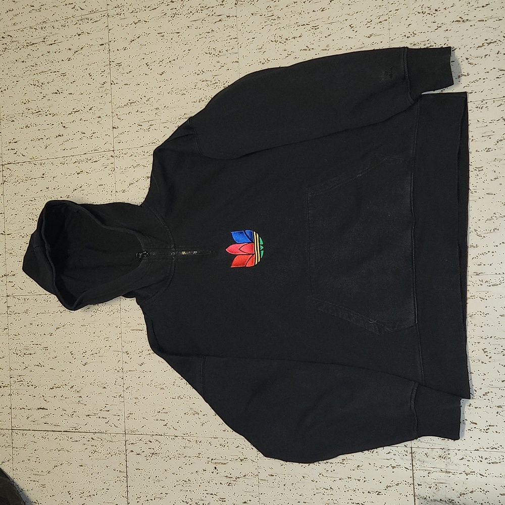 Adidas Black Embroidered Multi Color Retro Logo 1/4 Zip Pull Over Sweater Hoodie